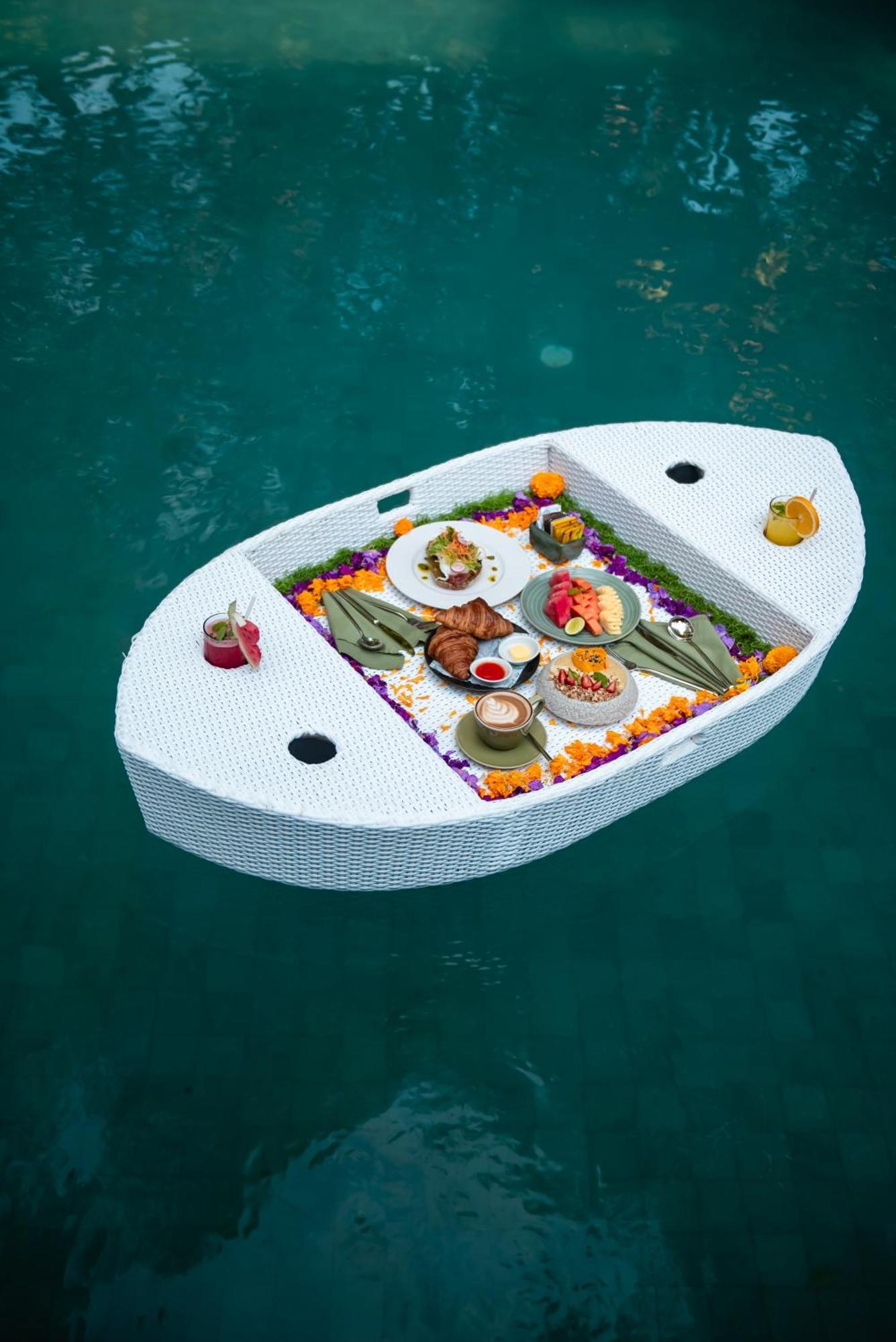 Anandadara Ubud Resort & Spa ภายนอก รูปภาพ